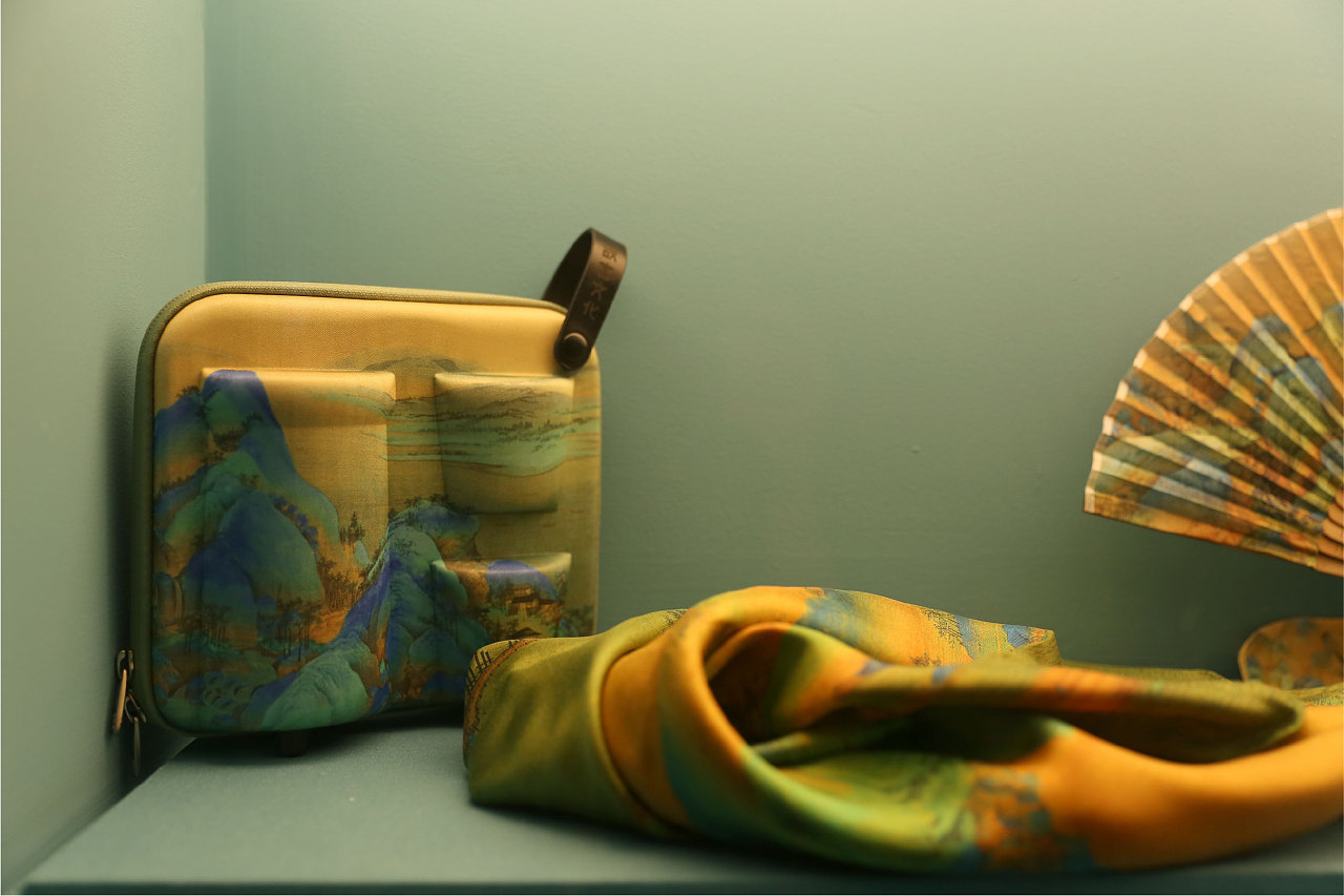 千里江山入茶盏 故宫文化赋能便携旅行茶具的创新设计